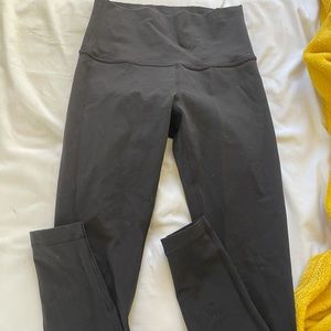 Lululemon Wunder Under